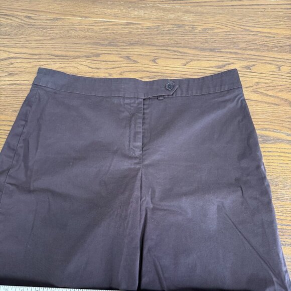 Jones New York Signature Stretch Bermuda Shorts, Size 16 - Picture 3 of 8